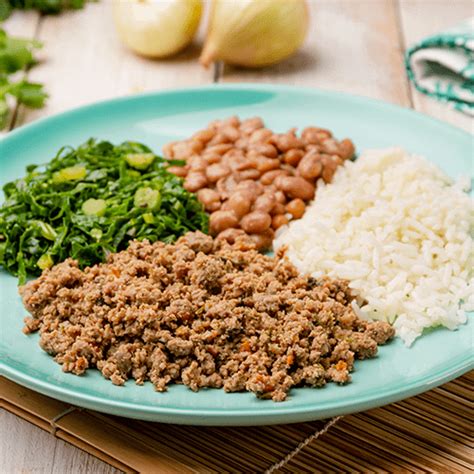 3 carne moída arroz branco feijão carioca couve refogada