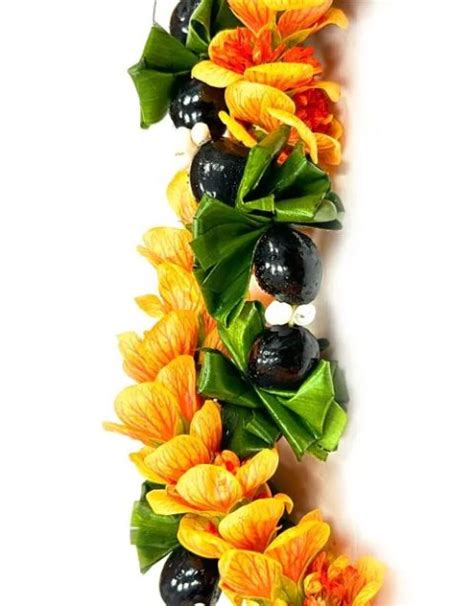 Deluxe Kukui And Lantern Ilima Twist Lei Hawaii Flower Lei