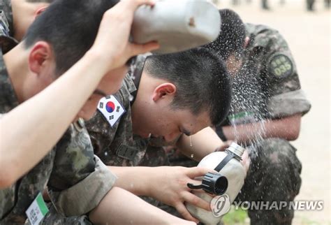 군훈련소 생활실 과밀에 재래식 화장실인권위 조사 파이낸셜뉴스