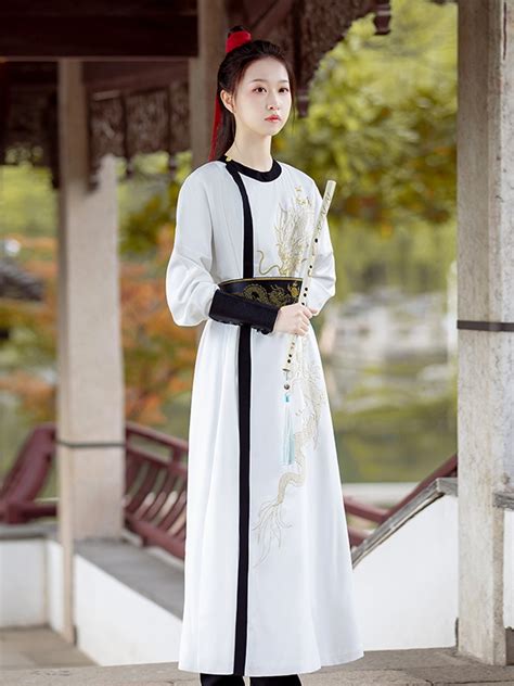 Chinese Outfit For Men Women White Round Neck Robe - Fashion Hanfu