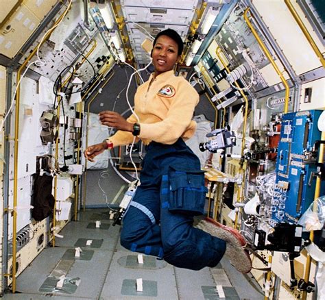 First African American Woman In Space September 12 1992 Mae