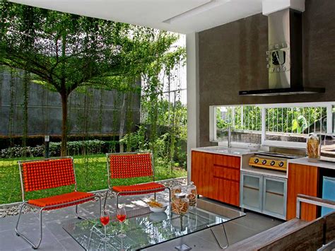 Desain Dapur Terbuka Dengan Taman Dibelakang Rumah Yang Modern Terbaru 2017