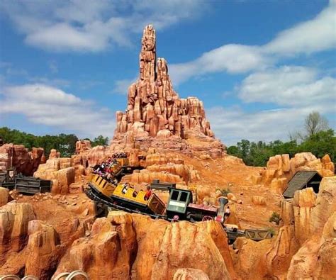 Descubra A Magia Um Super Guia Para Disneyland Em Dicas Pra Viagem