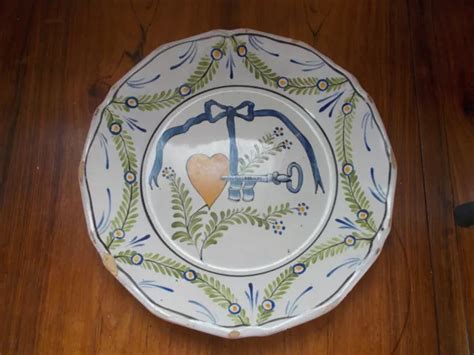 Ancienne Assiette Faience La Clef Des Coeurs Nevers Xviii Xix Me