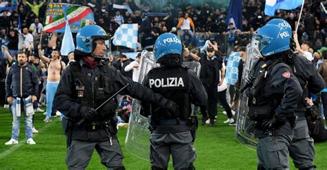 Scontri alla Dacia Arena è stato scarcerato il tifoso del Napoli