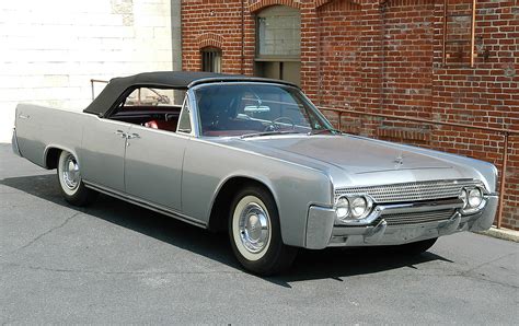 1961 Lincoln Continental Convertible | Gooding & Company