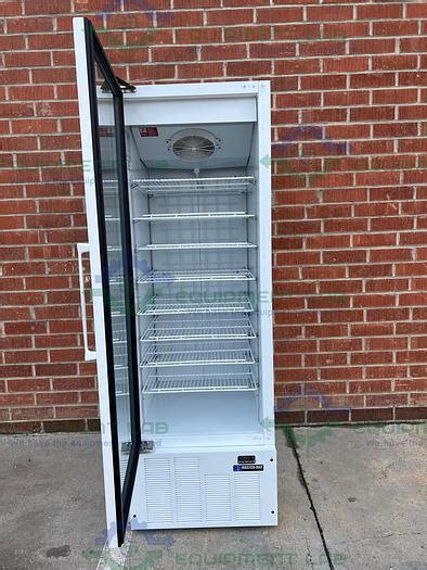 Used Mb Master Bilt Bmg P Glass Door Commercial Refrigerator