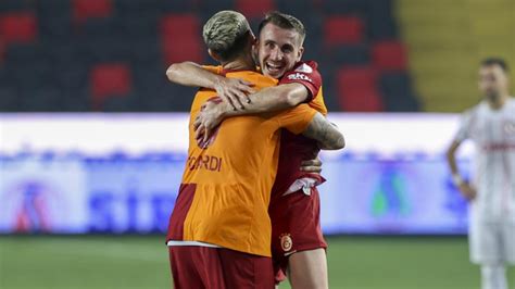 Mauro Icardi Ve Kerem Akt Rko Lu Ikilisi Galatasaray S Rtl Yor