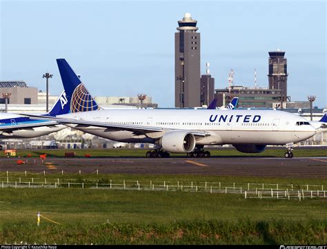 N United Airlines Boeing Er Photo By Kazuchika Naya Id