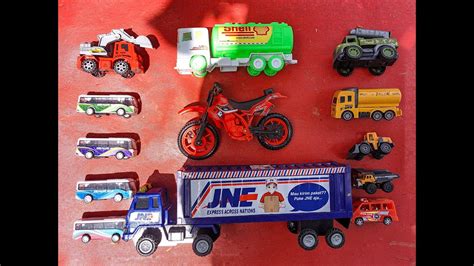 Menemukan Mobil Truck Tangki Truck Pasir Hewan Ultramen Mobil