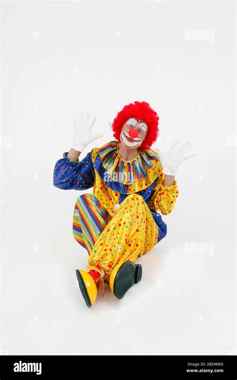 Sitting Clown Hi Res Stock Photography And Images Alamy