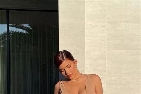 Kylie Jenner Sets Pulses Racing In Tiny Bra After Dramatic Hair