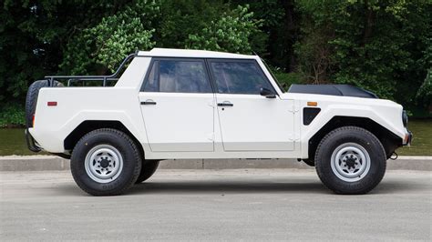 1986 Lamborghini Lm002 Us Wallpapers And Hd Images Car Pixel