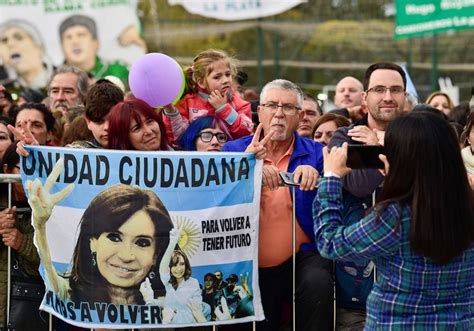 Con Cristina Kirchner Protagonista Se Presentó La Fórmula Fernández