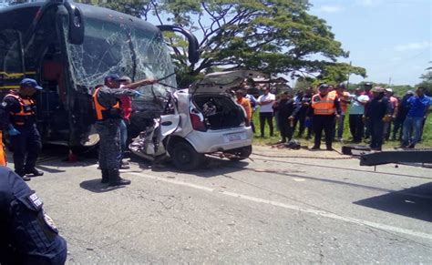 Choque de frente entre Arauca y autobús deja dos muertos y cinco