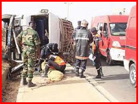 Gandiaye Accident Mortel Entre Un Bus Et Un Camion Ce Samedi Senegal7