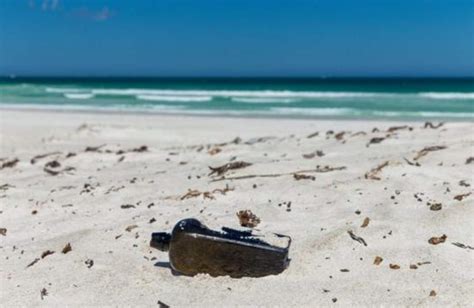 Encuentran Mensaje Dentro De Una Botella Del Siglo Xix