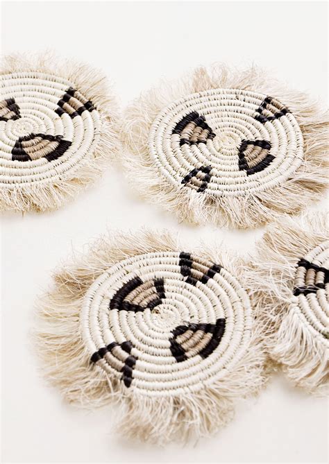 Fringed Raffia Coaster Set In Leopard Leif