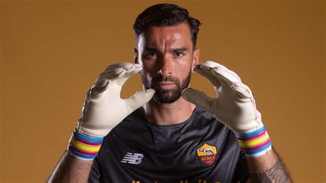 Roma Goalkeeper Rui Patr Cio On The Uefa Europa Conference League Final