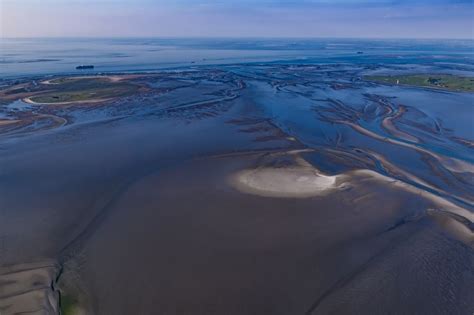 Cuxhaven Aus Der Vogelperspektive Wattenmeer Der Nordsee K Ste Vor