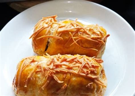 Resep Bolen Pisang Lilit Bolen Empuk Kulit Pastry Homemade Oleh Esih