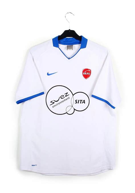 Valenciennes 2009-10 Away Kit