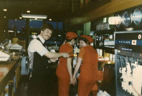 The Herfys Fascinating Photos Documented Everyday Life At A Fast Food