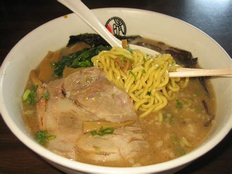 Food Brood: RAMEN HALU**