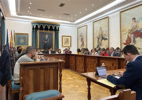 El Pleno aprueba una nueva bajada de impuestos Ayuntamiento de Alcalá