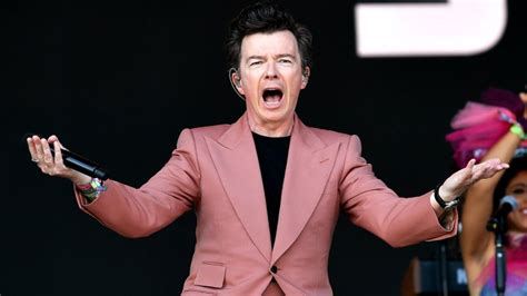 Rick Astley Covers Harry Styles And Ac Dc During Glastonbury Pyramid Hot Sex Picture