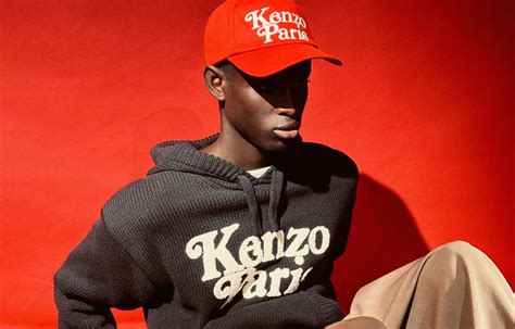 Kenzo Opens Two Ephemeral Boutiques In Paris And Seoul To Unveil Its