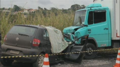 Acidente Entre Carro E Caminhão Deixa Dois Mortos Na Br 354 Sul De