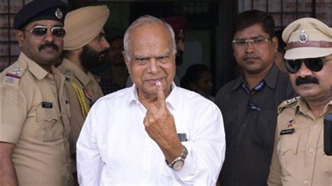 In Photos Devendra Fadnavis Nitin Gadkari And Others Cast Their Votes