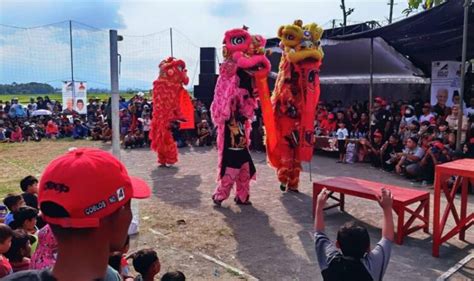 Reog Dan Barongsai Ramaikan Hut Ke Pdi Perjuangan Di Paron Ngawi