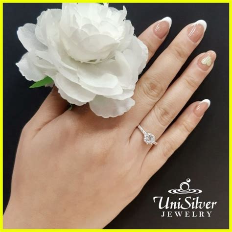 Hot Sale Unisilver 925 Sterling Silver Solitaire Engagement Ring