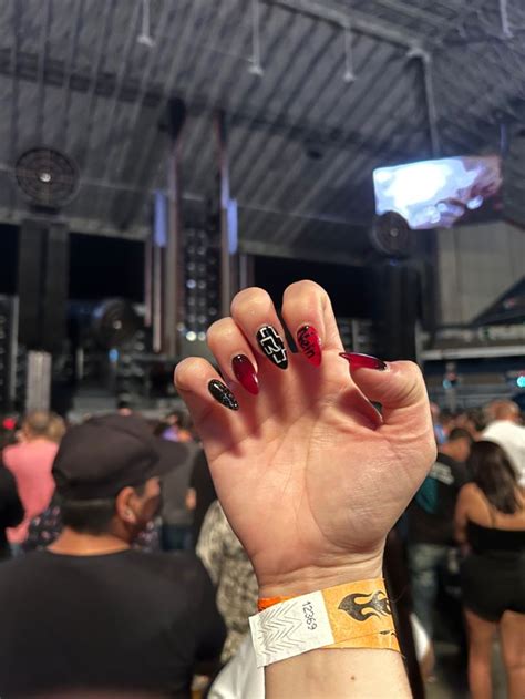 Rammstein North American Stadium Tour en 2023 Uñas de gel bonitas