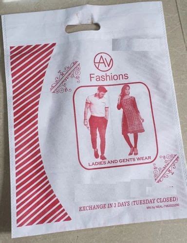 Printed D Cut Non Woven Carry Bag Printing Service For Shopping At Rs