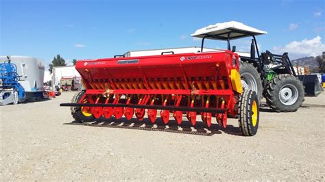 Understanding the Different Types of Farm Seeders