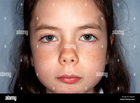 6 Gesichter Fotos Und Bildmaterial In Hoher Auflösung Alamy