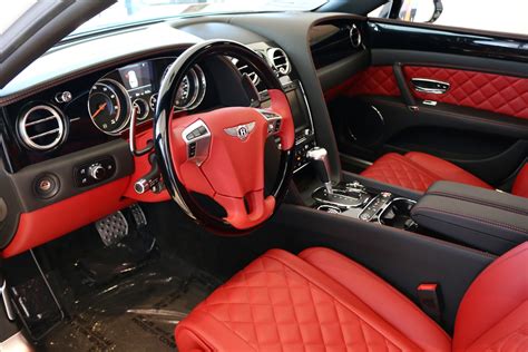 Bentley Flying Spur V8 Interior - Bentley Otomotif