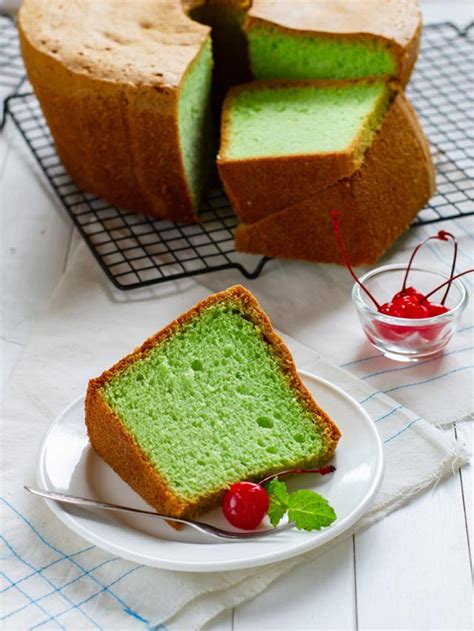 5 Resep Bolu Pandan Yang Wangi Dan Tidak Seret Food