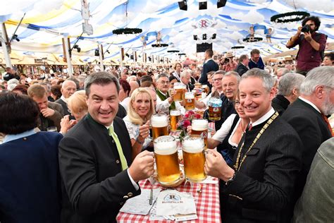 Markus Söder on Twitter Eröffnung des Gäubodenfests in Straubing