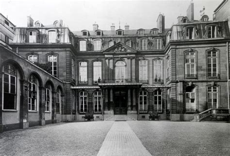 Reopening the British Embassy following the liberation of Paris ...