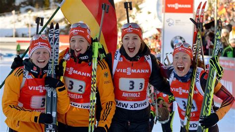 Biathlon Deutsche Frauen Staffel Gewinnt In Antholz Der Spiegel