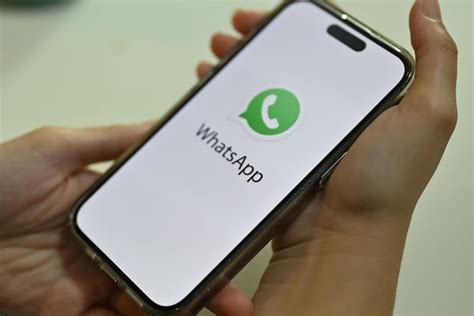 Whatsapp এ অচেনা নম্বর থেকে আসা মেসেজ নিয়ে নাজেহাল এবার থেকে অটো ব্লক