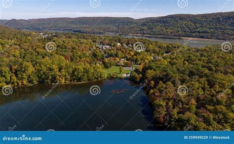 Aerial of a Lake in Upstate New York during the Colorful Fall Foliage ...