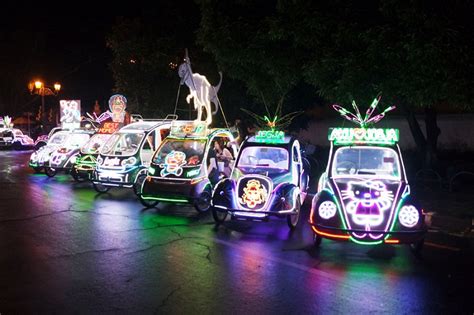 Kerlap Kerlip Alun Alun Kidul Pesona Halaman Belakang Kraton Di Malam