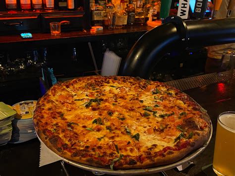 CHEEKY MONKEY BREWING CO, Boston - Fenway / Kenmore - Restaurant