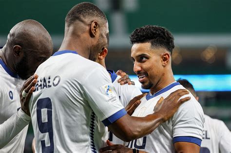 الهلال يفوز على الدحيل بسباعية ويصل نهائي آبطال آسيا