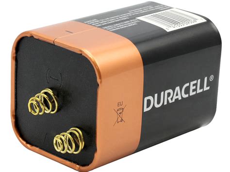 6 Volt Alkaline Lantern Battery Duracell Coppertop Mn908